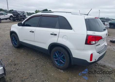 2015 Kia Sorento Lx из США, поврежденный, VIN 5XYKT4A66FG658631